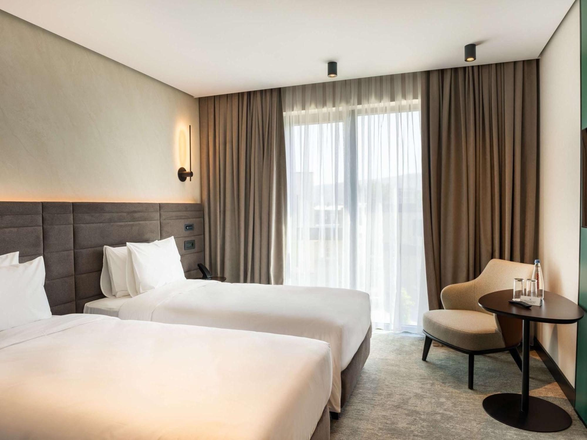 Novotel Tbilisi Center Extérieur photo