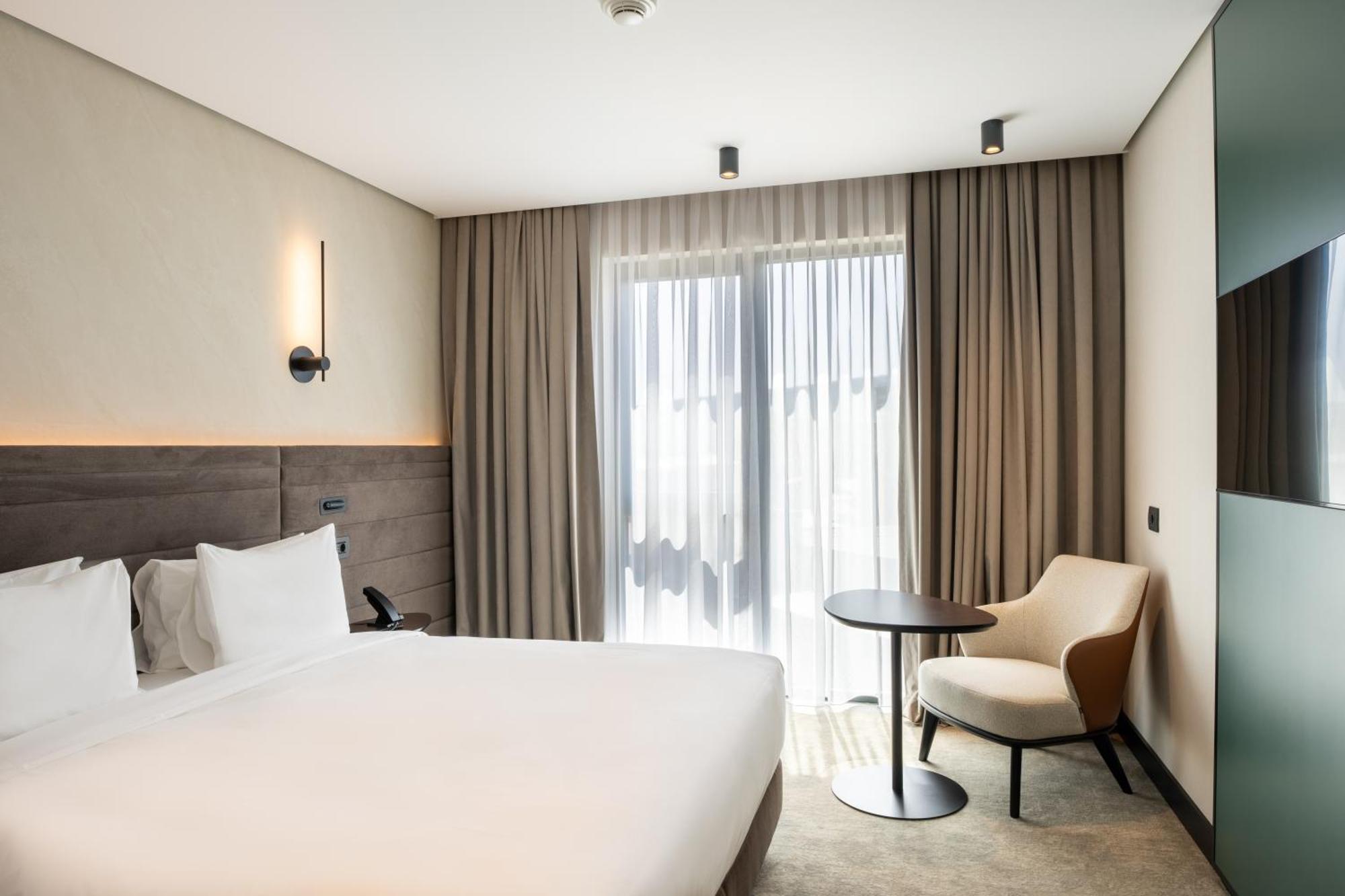Novotel Tbilisi Center Extérieur photo